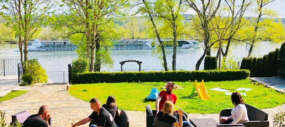 Mlyn Penzion & Wellness Radvan nad Dunajom Экстерьер фото